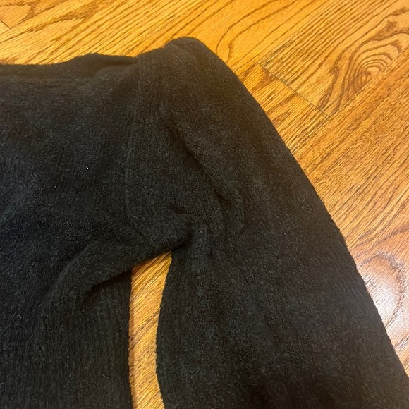 The Westside Woman’s Black Sweater Size XS - Picture 2 of 5